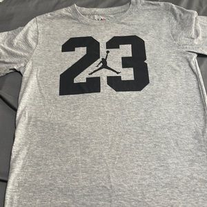I am selling a Jordan shirt